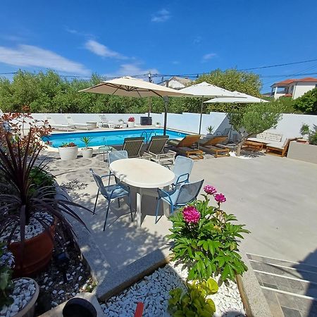 Casa Surya - Apartments With Sea View And Swimming Pool Barbat na Rabu Esterno foto