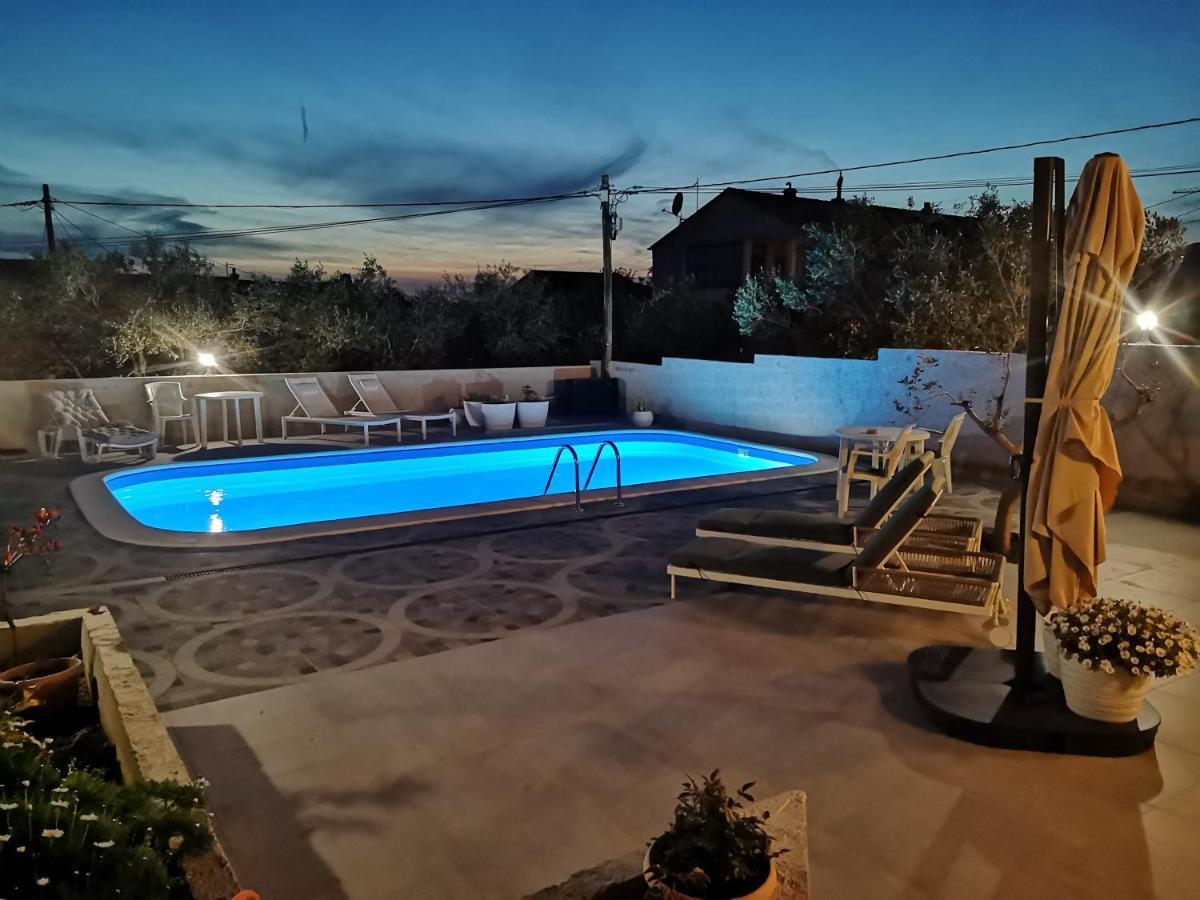 Casa Surya - Apartments With Sea View And Swimming Pool Barbat na Rabu Esterno foto