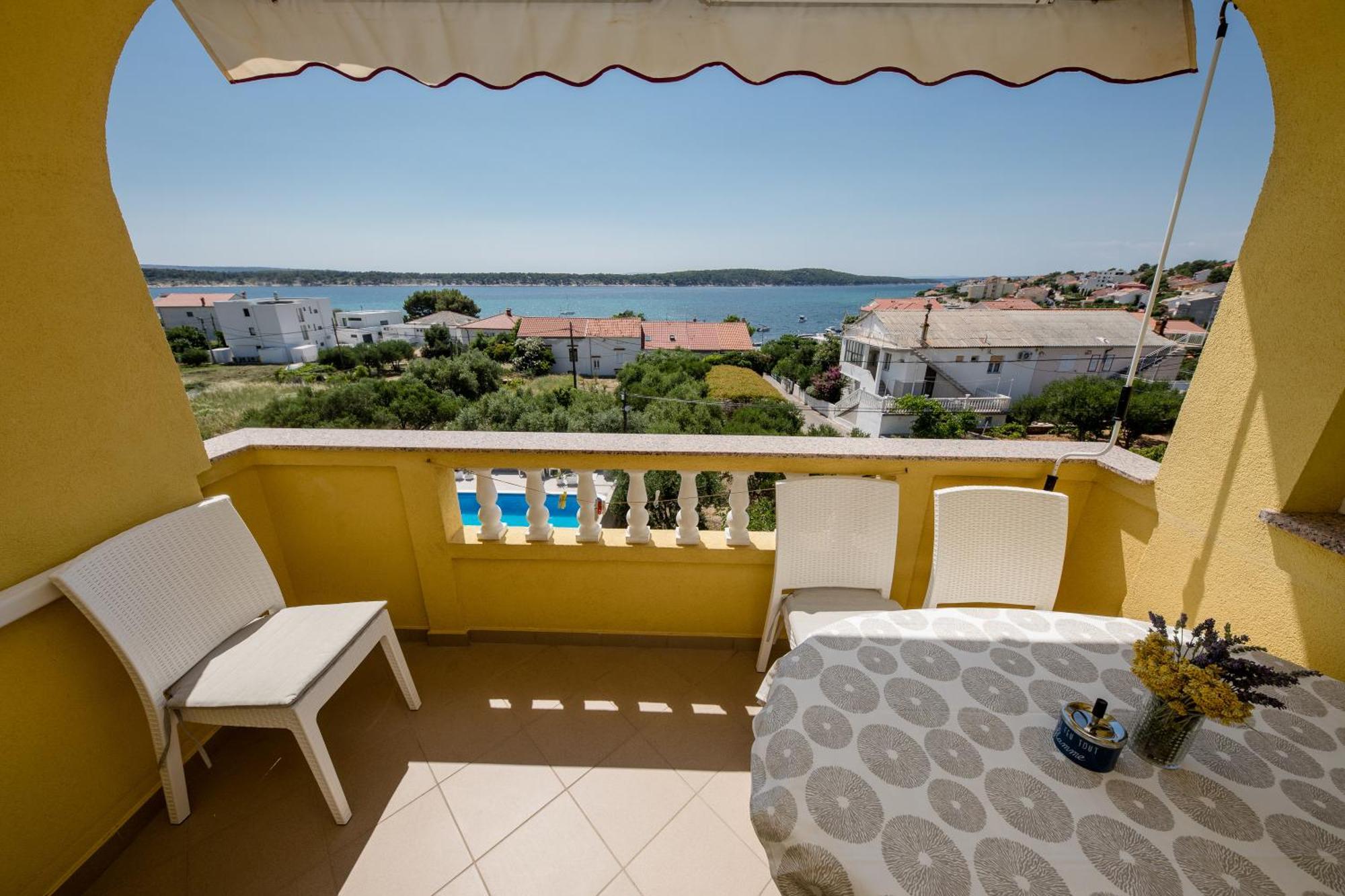 Casa Surya - Apartments With Sea View And Swimming Pool Barbat na Rabu Esterno foto