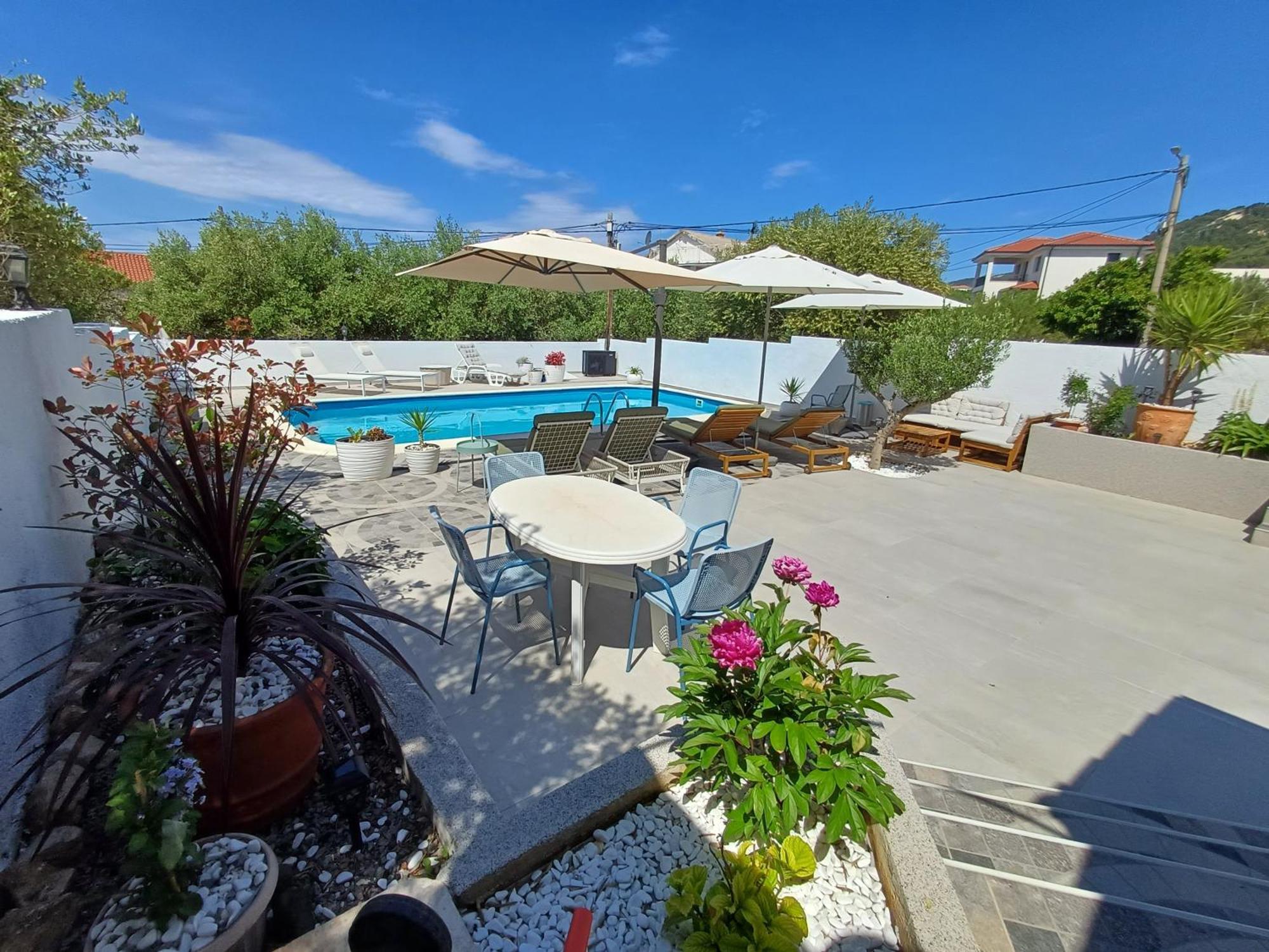 Casa Surya - Apartments With Sea View And Swimming Pool Barbat na Rabu Esterno foto